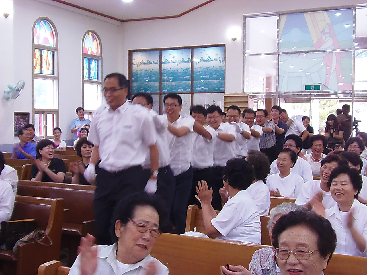 제3남선교회 발표  시간입니다.(기관찬양대회중)